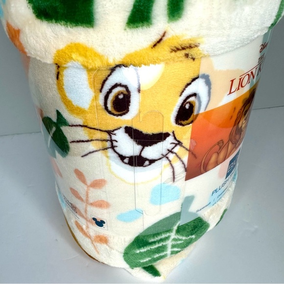 Disney Lion King Simba Throw Blanket 60 x 72 - Picture 4 of 5
